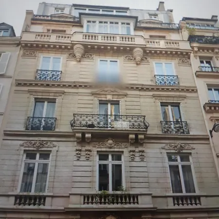 Haussmann Opera Penthouses 130m2 *