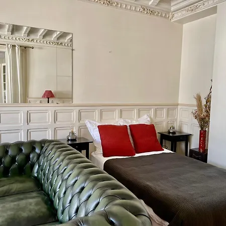 Haussmann Opera Penthouses 130m2 * Parigi
