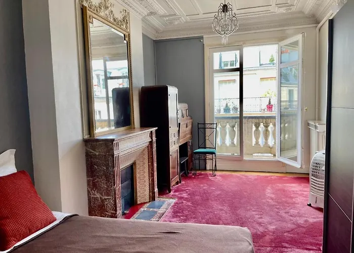 Haussmann Opera Penthouses 130m2 *