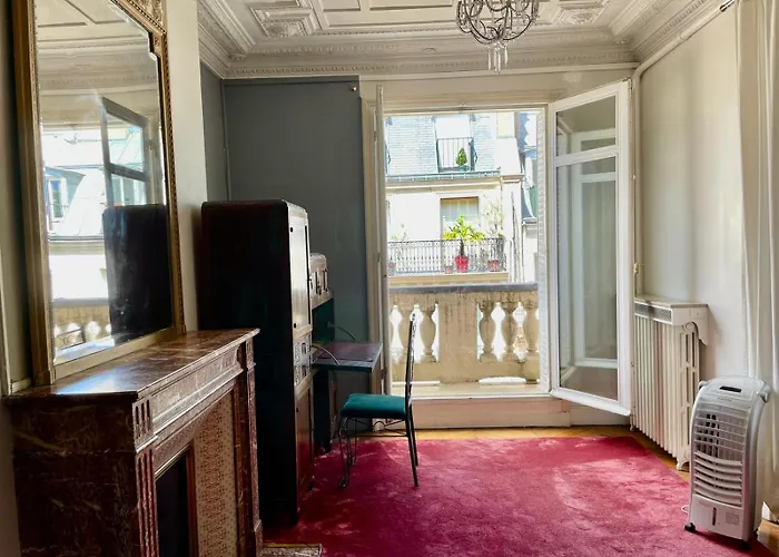 Haussmann Opera Penthouses 130m2 Apartment Paris