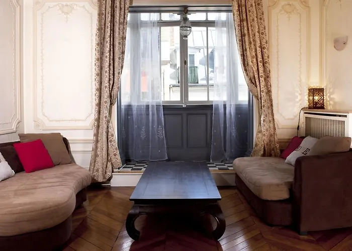 Haussmann Opera Penthouses 130m2 *